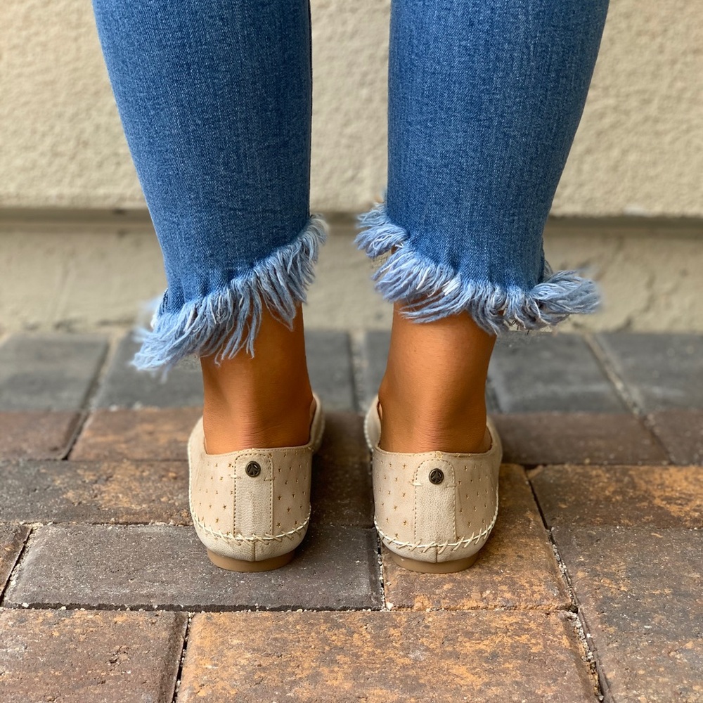 Cream Embossed Stitched Distressed Ballet Flats - Picture 6 of 7